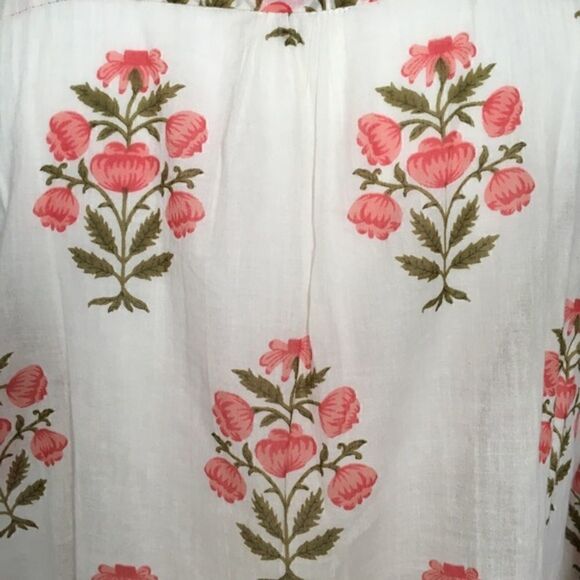 Embroidered Neckline Floral Blouse - Picture 8 of 8